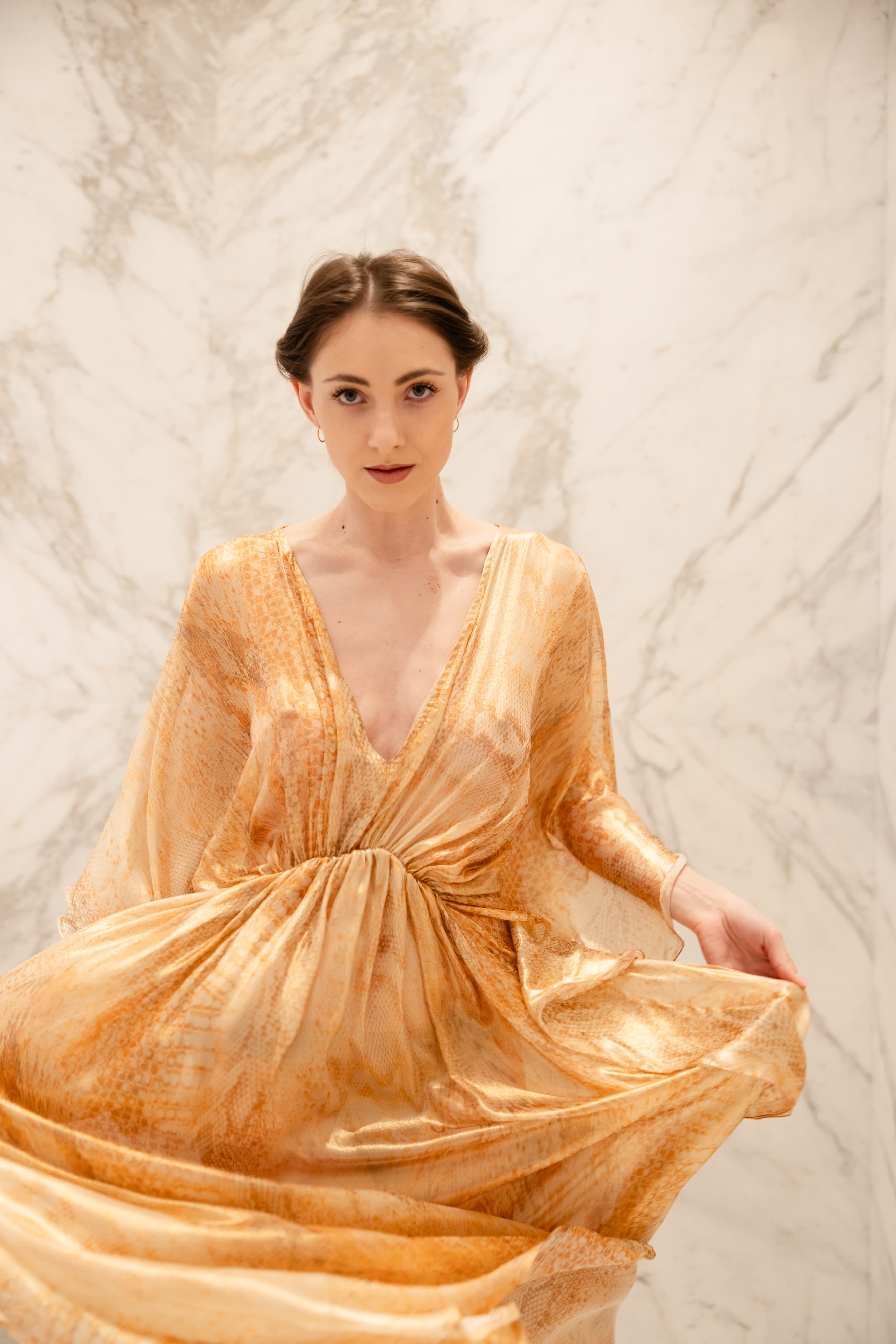 Vestito da sera trasparente dorato kimono manica lunga