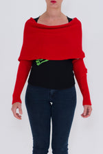Carica l&#39;immagine nel visualizzatore di Gallery, Coprispalle in maglia di lana rossa avvolgente ed elegante.
