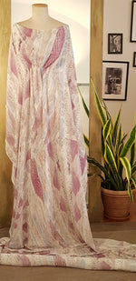 Carica l&#39;immagine nel visualizzatore di Gallery, Chiffon di seta fantasia per personalizzare abito da cerimonia.
